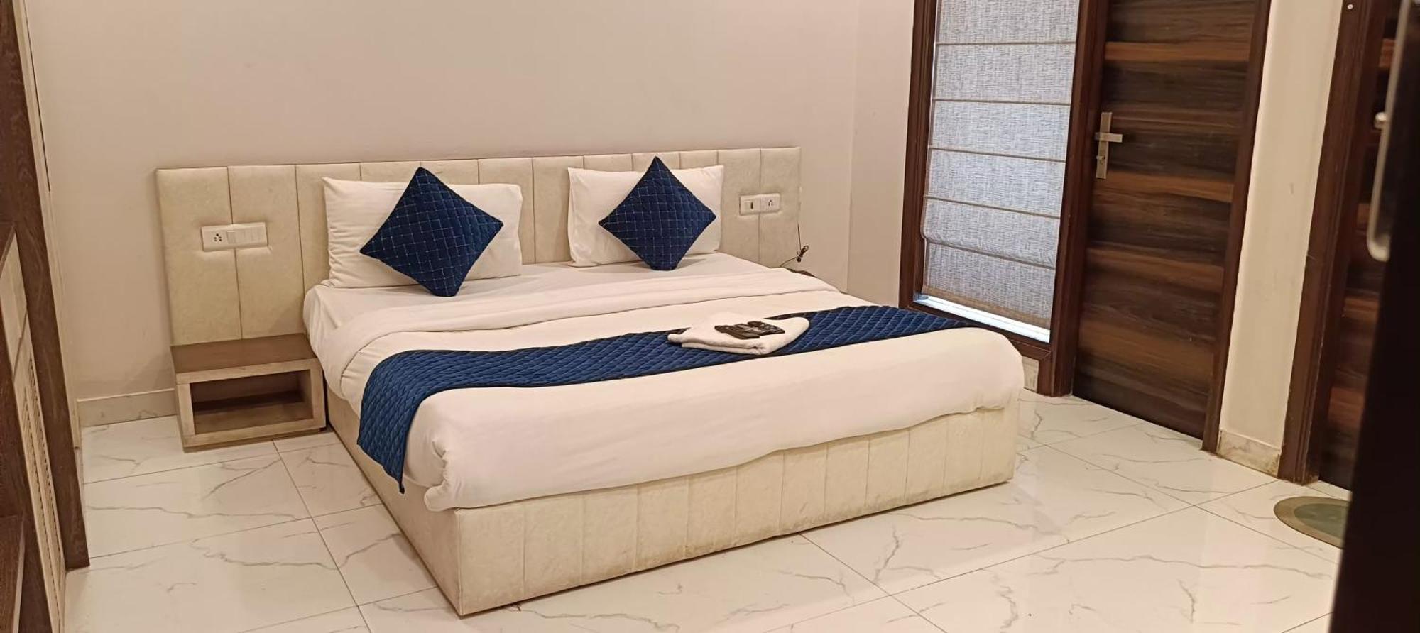 Limewood Stay - Fortis Hospital Gurgaon Ngoại thất bức ảnh
