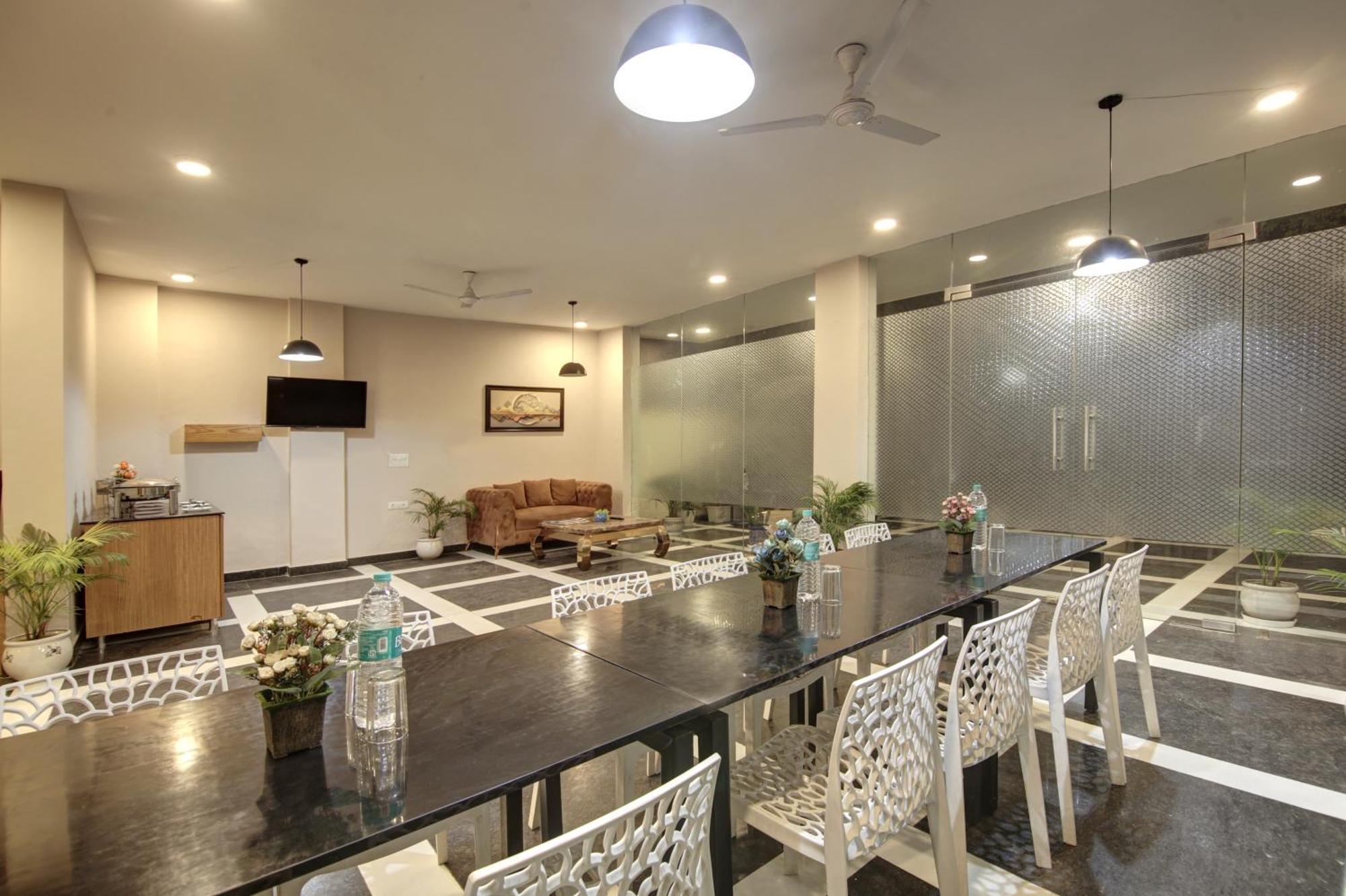 Limewood Stay - Fortis Hospital Gurgaon Ngoại thất bức ảnh