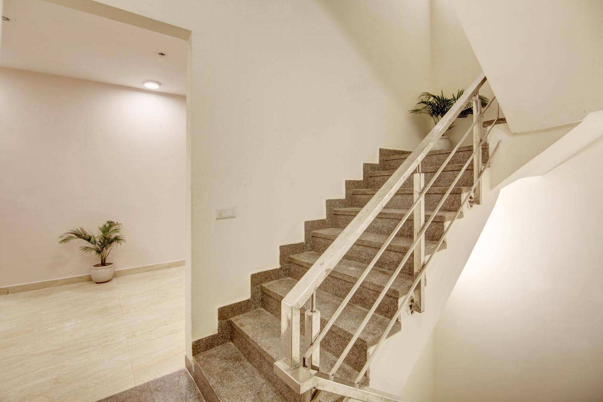 Limewood Stay - Fortis Hospital Gurgaon Ngoại thất bức ảnh