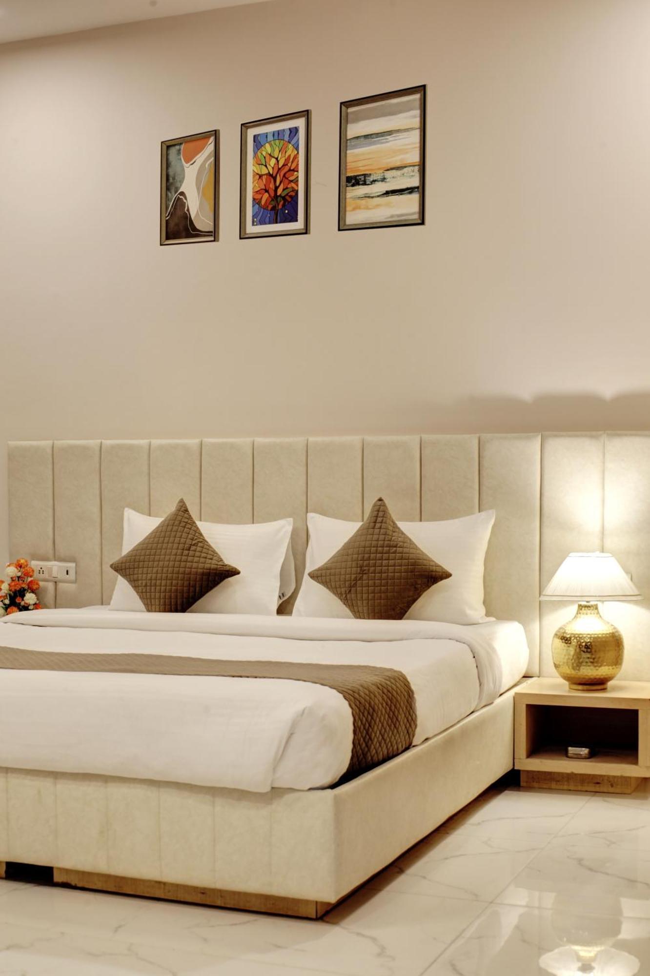 Limewood Stay - Fortis Hospital Gurgaon Ngoại thất bức ảnh